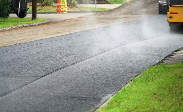 Best Driveway Paving Company  in Edwardsburg, MI